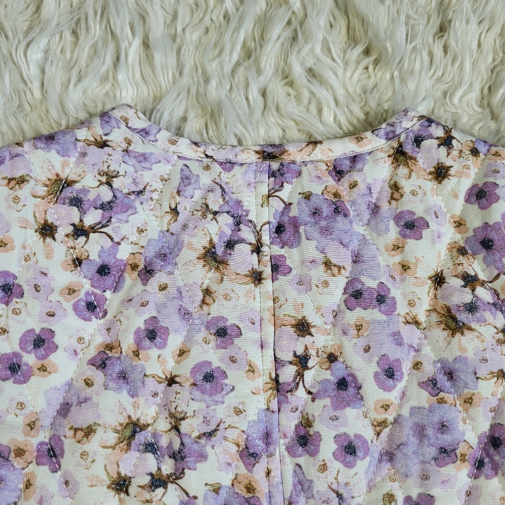 ASTR BREA FLORAL QUILTED CROPPED PUFF SLEEVE JACKET - SIZE SMALL - Picture 14 of 16
